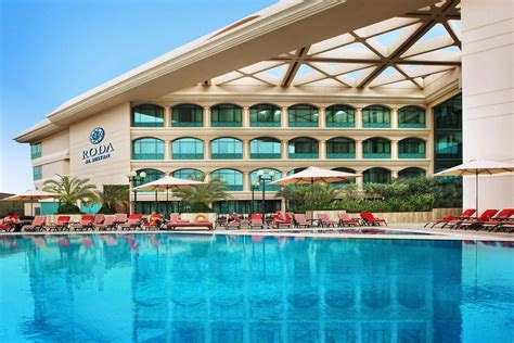 Mövenpick Grand Al Bustan Dubai .